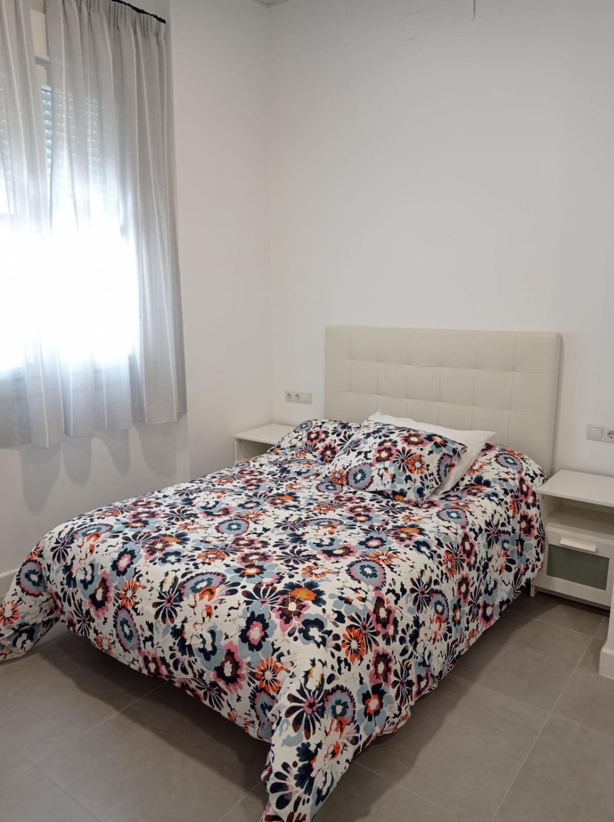 Apartamento Malaga Centro Luaran gambar